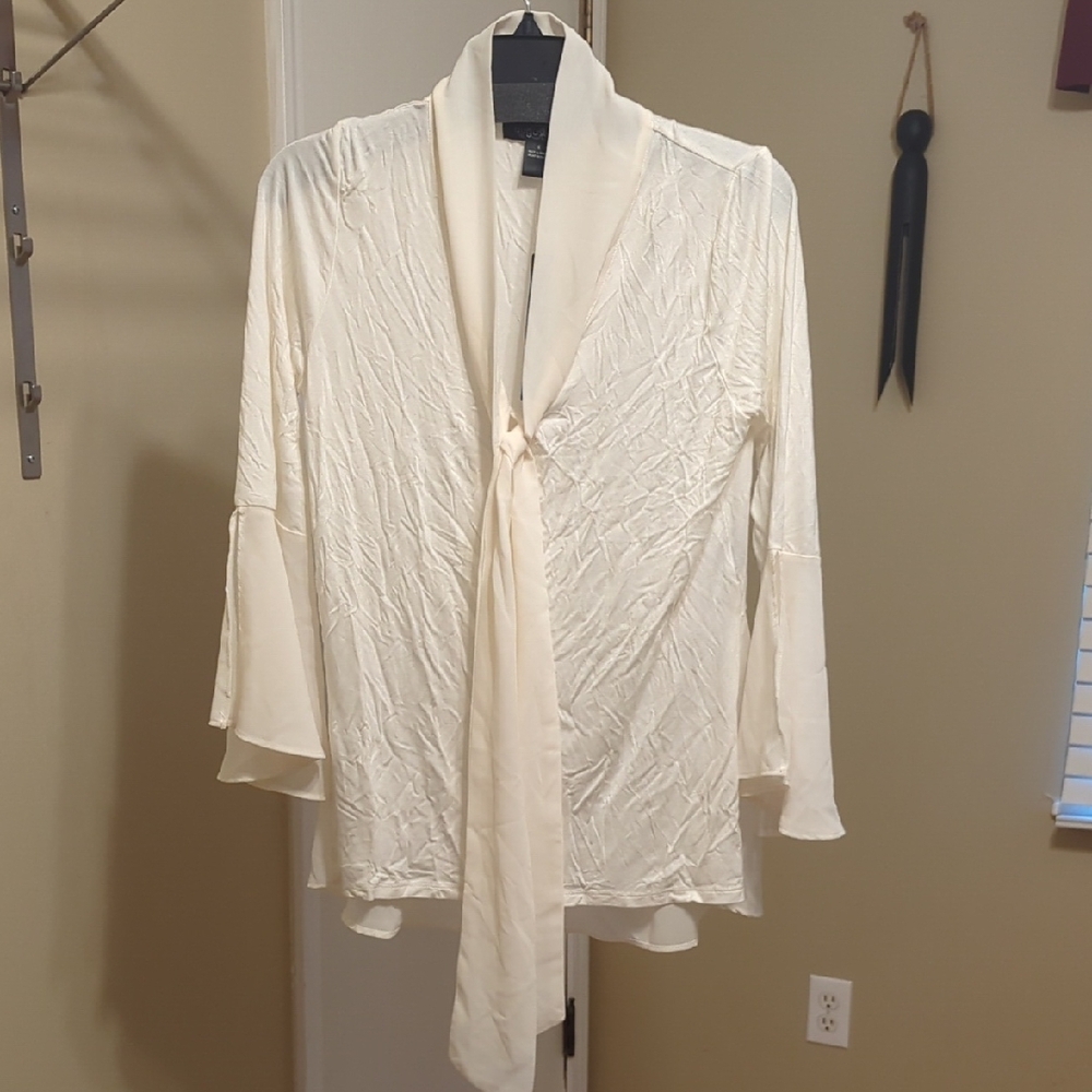 Elegant Cream Blouse with Scarf Tie